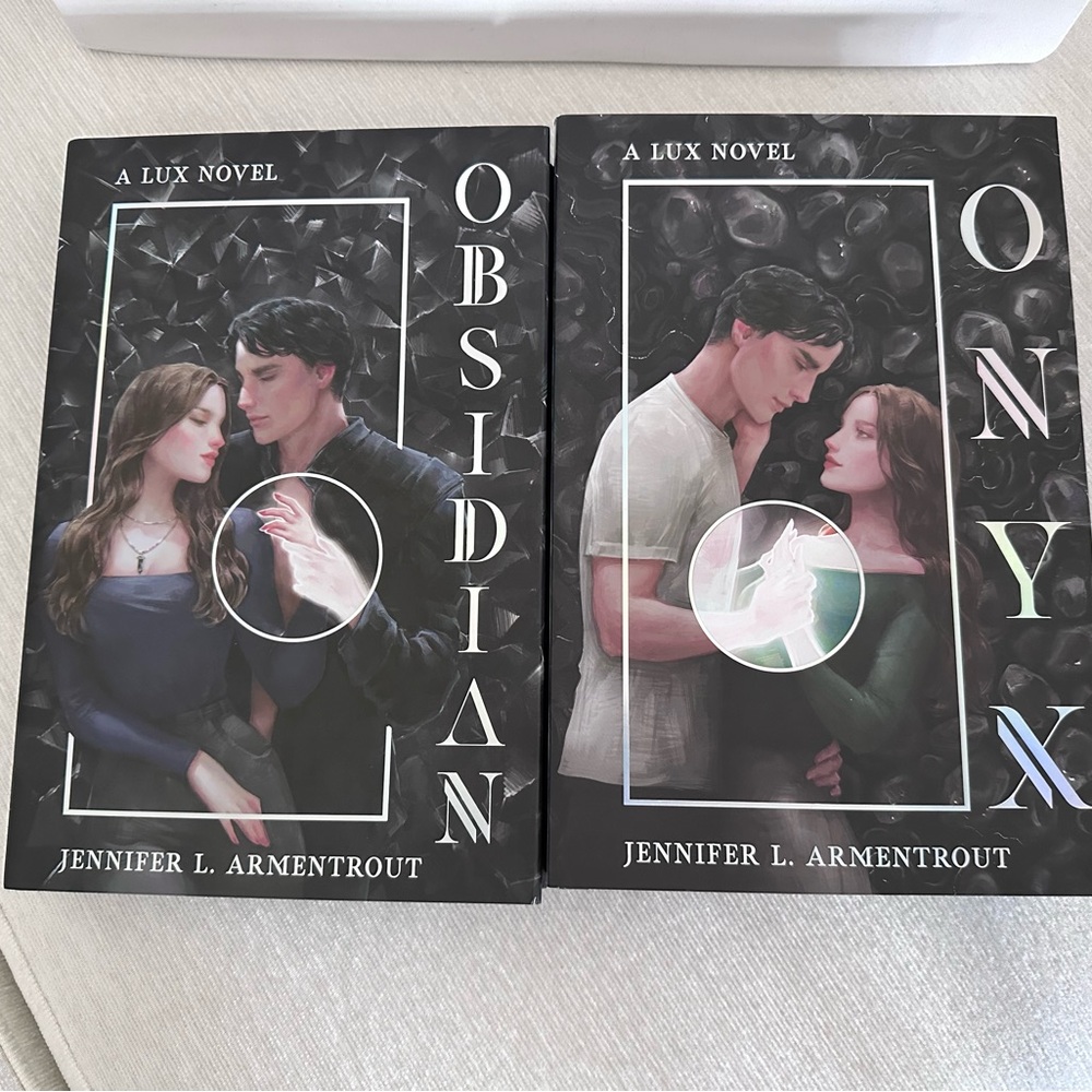Bookish Box Obsidian and Onyx Book Set by Jennifer L. Armentrout